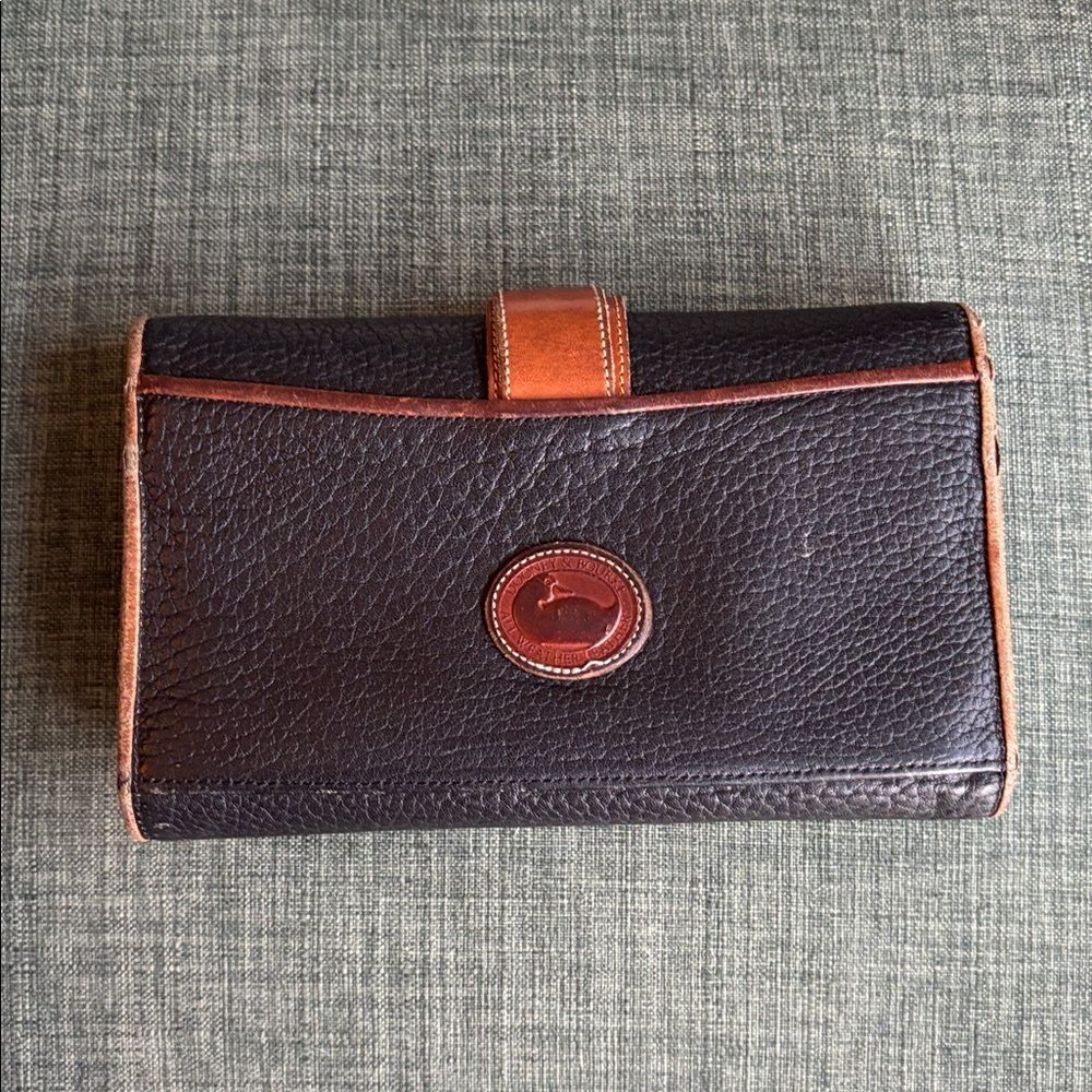 Vintage Dooney & Bourke all weather Black Tan Leather Madison organizer Wallet